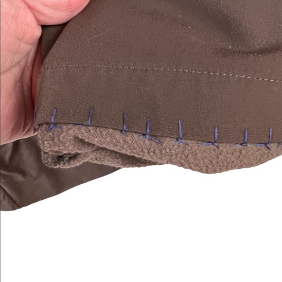 Cloudveil hiking pants with 3 front pockets, 1 back. - Picture 7 of 7